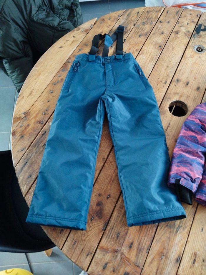 Ensemble ski 6/7 ans - photo numéro 2