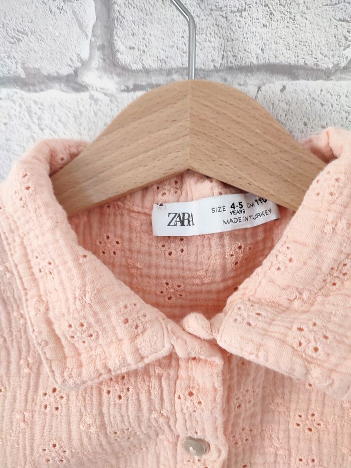 Blouse rose Zara 4/5 ans - photo numéro 3