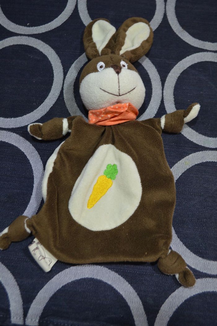 Doudou lapin carotte Les Petites Marie