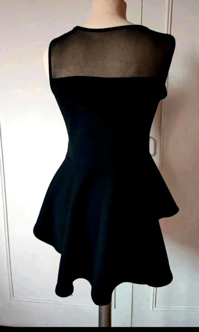 💎haut top sexy cintré évasé péplum avec encolure bijoux rare 2000 y2k noir et doré - photo numéro 4