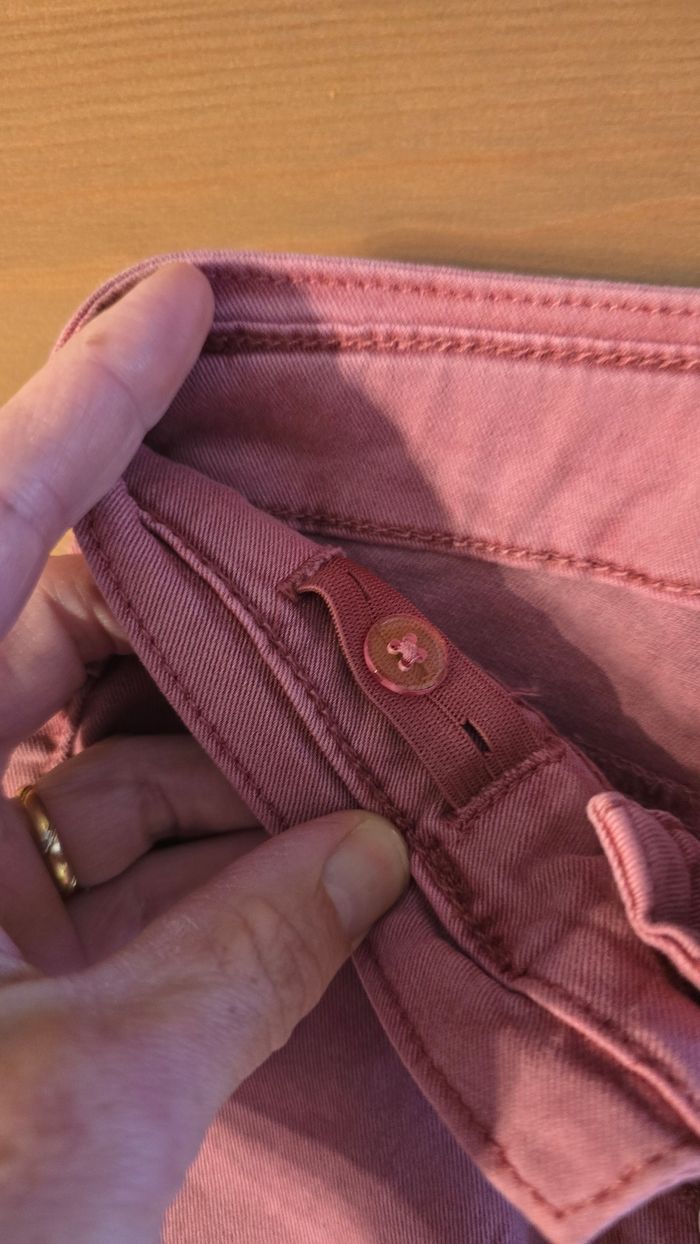 Neufs (non portés) 🏷😍🤩🥰🩷ensemble teeshirt mc et pantacourt en jeans 8 ans fille 😍🥰🩷 - photo numéro 5