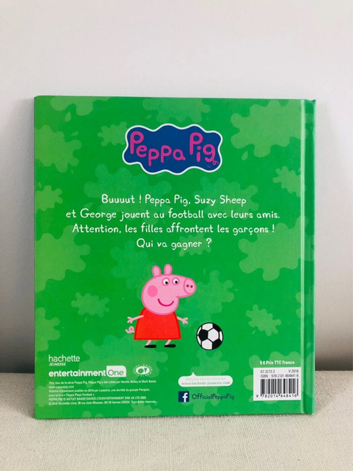 Livre peppa pig joue au foot - photo numéro 2
