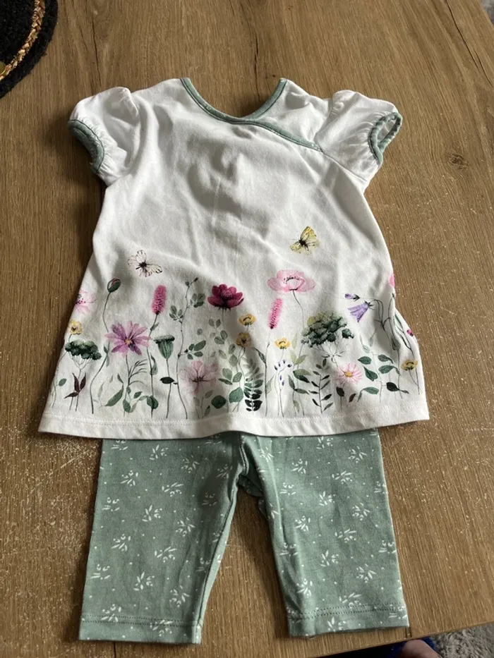 Ensemble bébé fille 6 mois