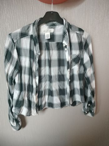 Chemise taille 12 13ans