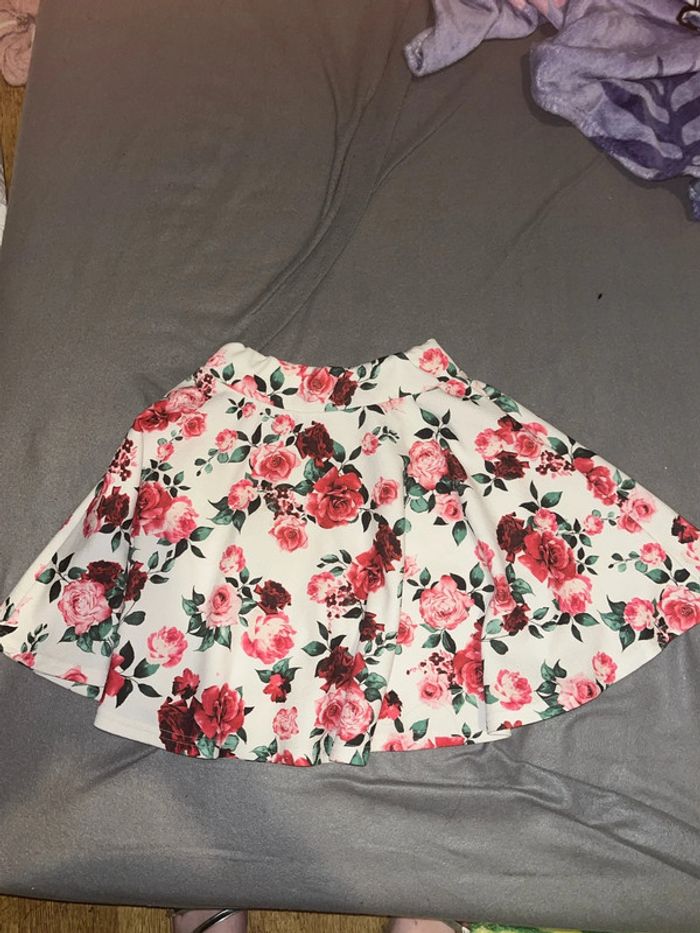 Jupe à fleurs