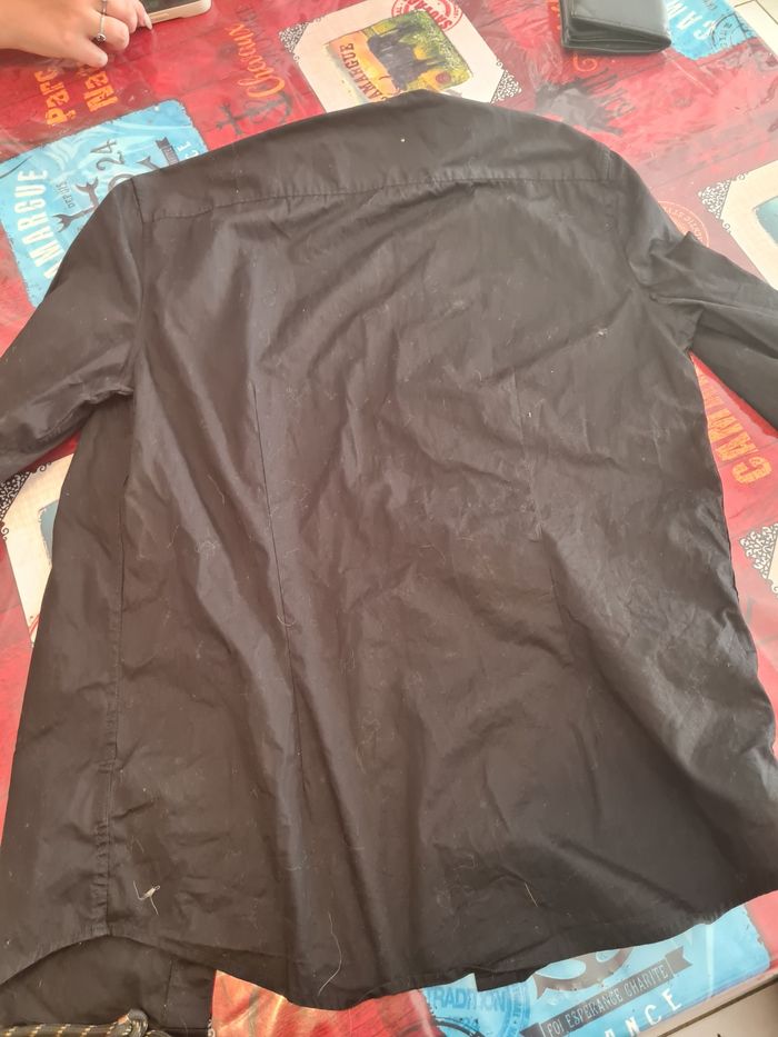 Vend chemise noire Jules très bon était taille S - photo numéro 2
