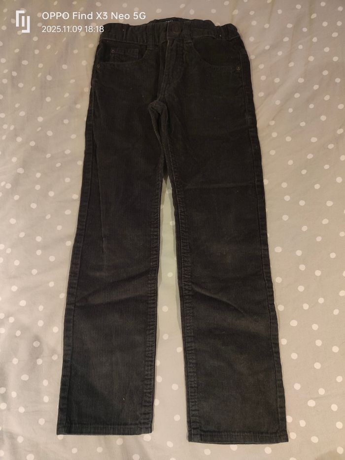 Jean velours côtelé 7ans-120-125cm Kiabi Réduction jusqu'à -70% - photo numéro 2