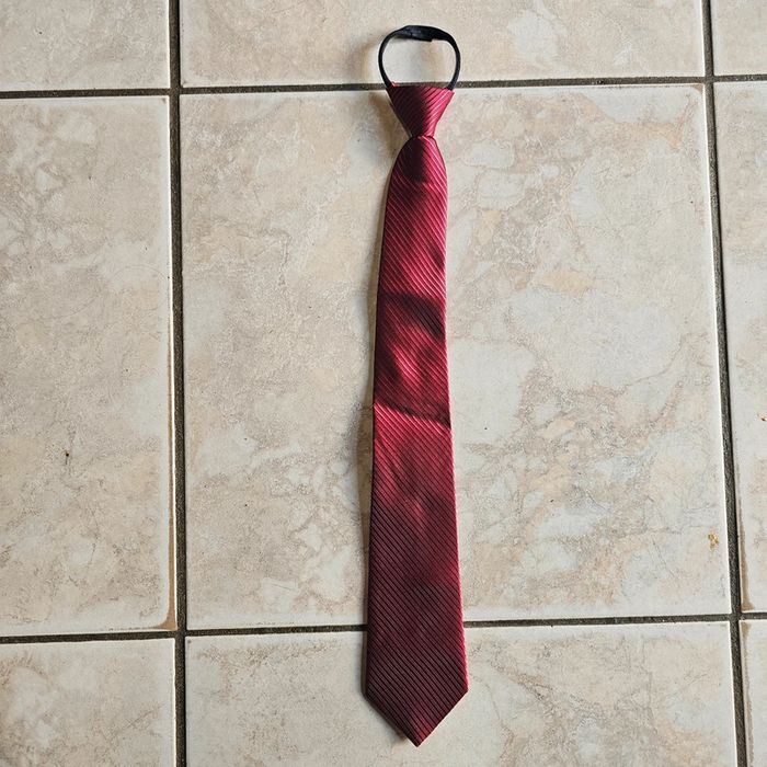 Cravate rouge