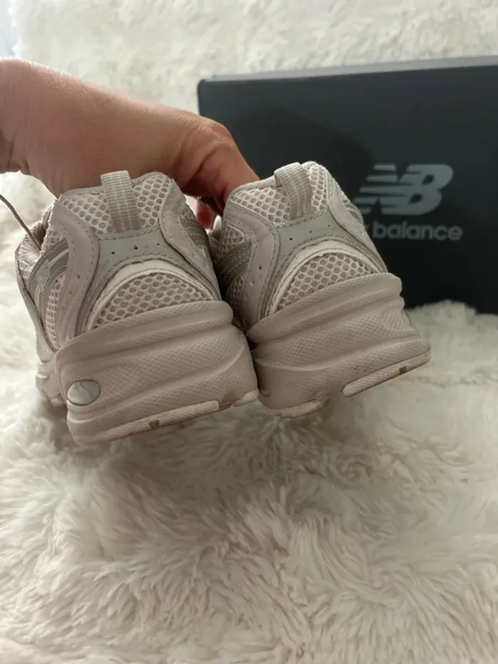 Baskets New balance 530 beige p37,5 - photo numéro 3
