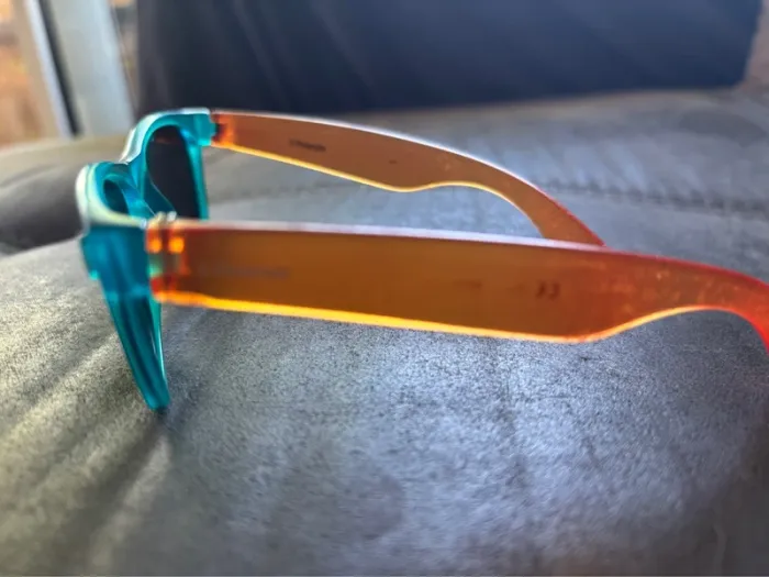 Lunette de soleil enfant Polaroïd - photo numéro 5