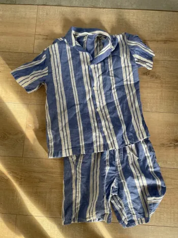 Ensemble tee-shirt + shirt H&M 4-5 ans