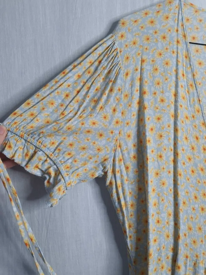 Robe fleurie portefeuille - photo numéro 2