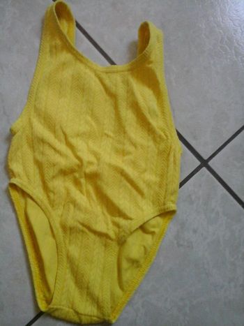 Maillot de bain jaune 18M