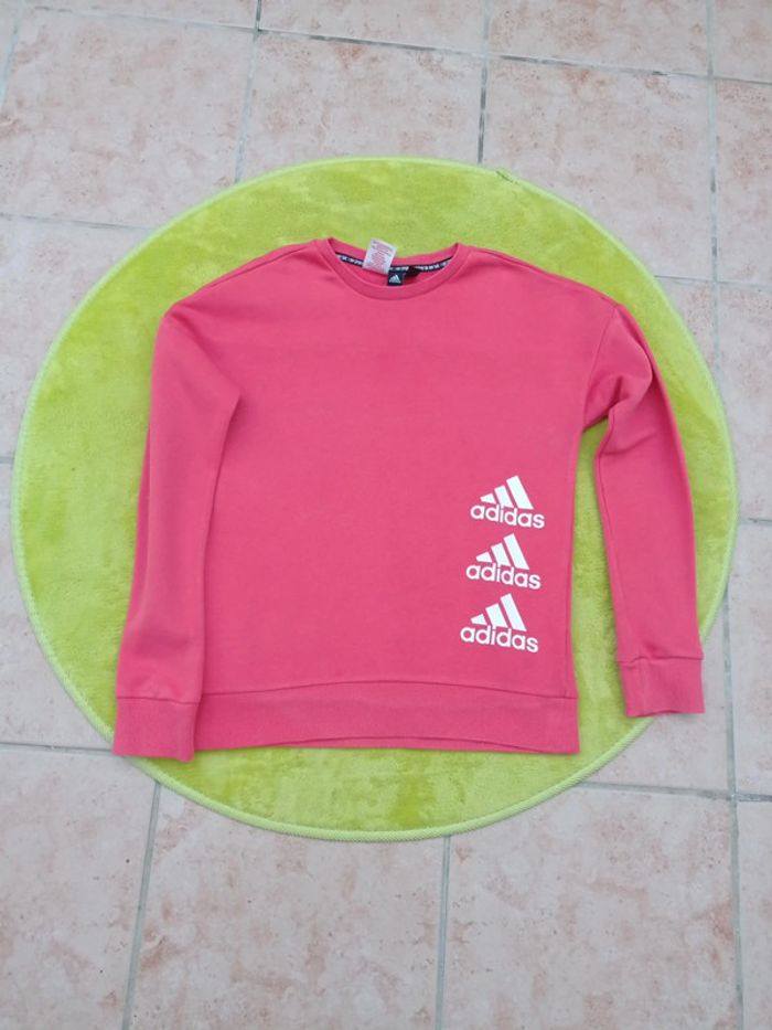 Sweat Adidas corail et blanc taille 13/14 ans