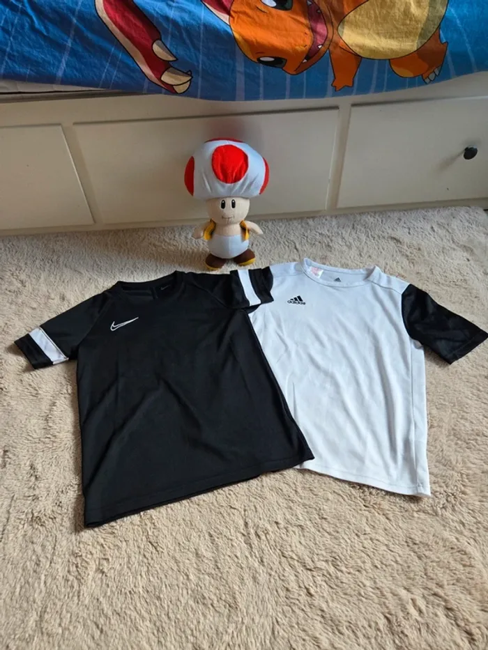 Lot de 2 t-shirts 10/12 ans