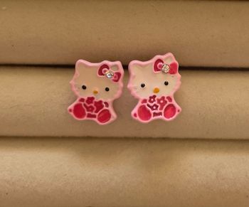 Boucles d’oreilles Hello Kitty