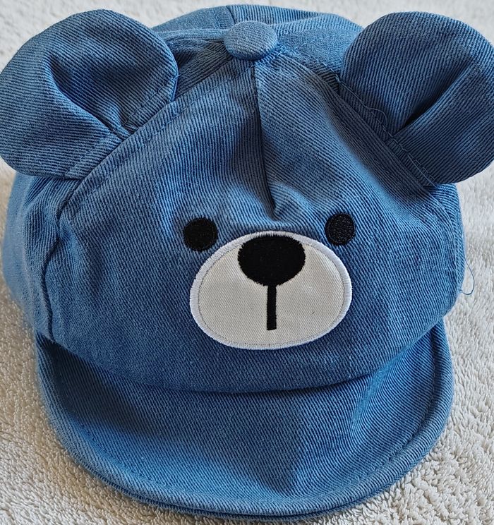 Casquette bleu - photo numéro 2