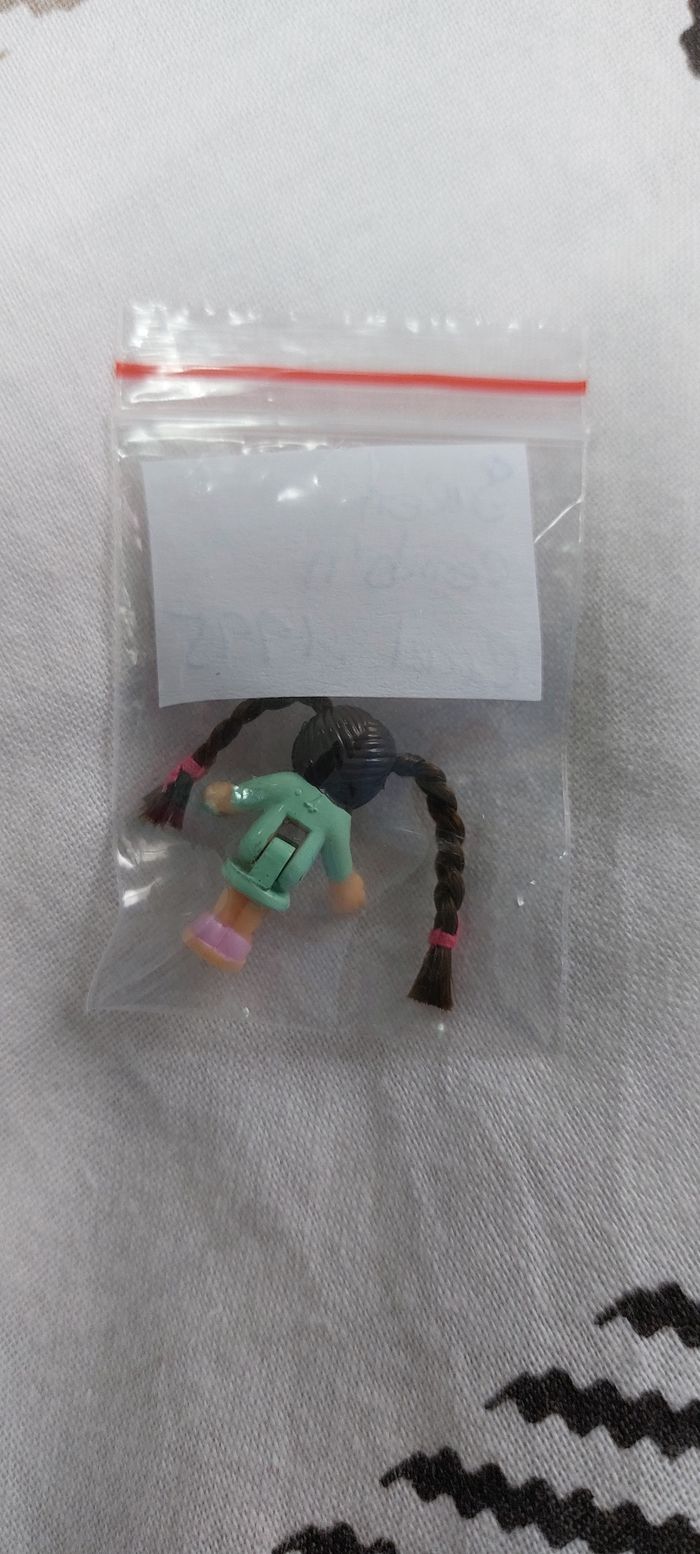 Personnage du salon comb'n curl 1995 Polly Pocket - photo numéro 2