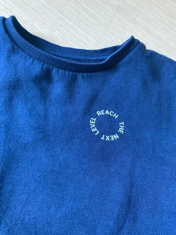 Sweat bleu marine kiabi 8 ans - photo numéro 3