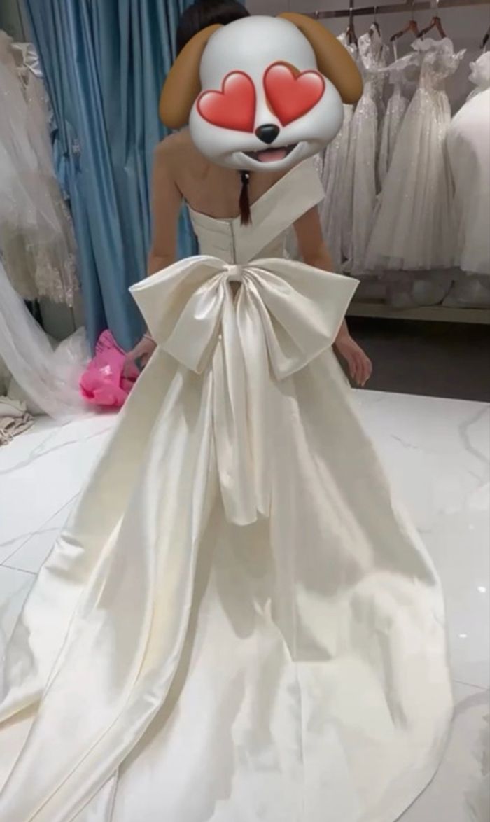 Robe de mariée mikado bustier asymétrique XS T34 - photo numéro 3