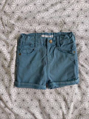 Short Zara bleu, 6/9 mois