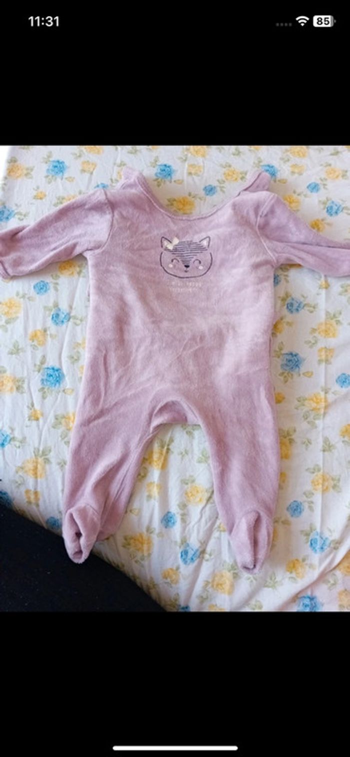 Lot de pyjamas 6 mois - photo numéro 3