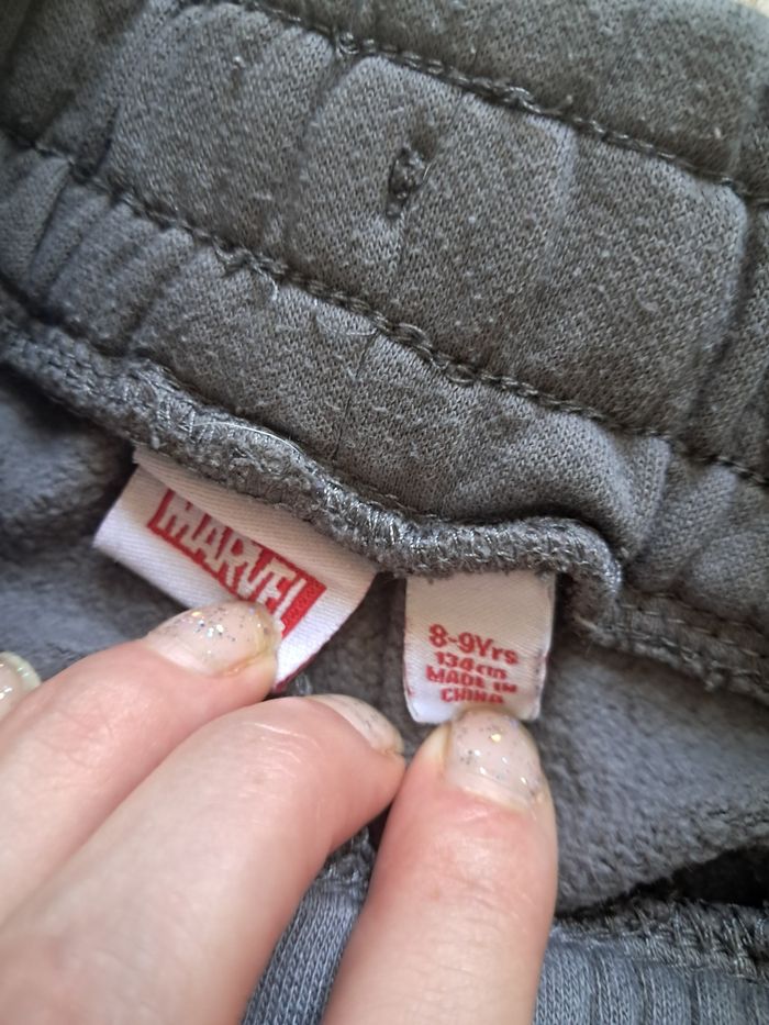 Survêtement 8/9 ans 134cm marvel - photo numéro 3