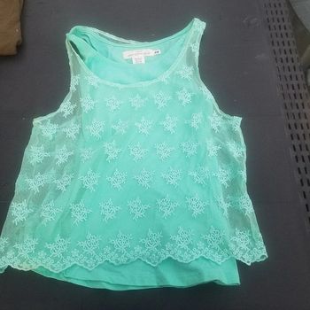 Tee-shirt dentelle 12/14 ans