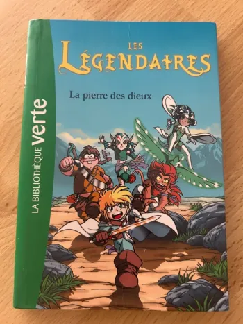 Livre Les Légendaires - la bibliothèque verte