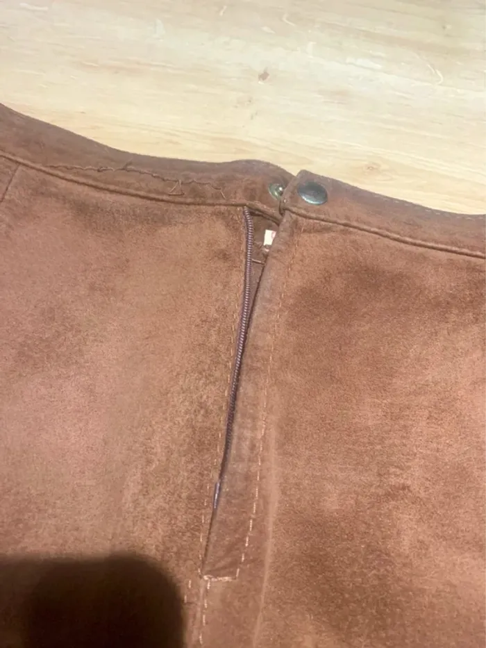 Jupe en cuir - Taille 40 - photo numéro 5