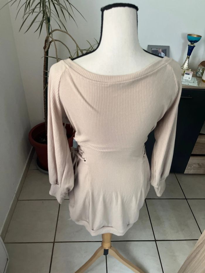 Robe pull épaules dénudées - photo numéro 2
