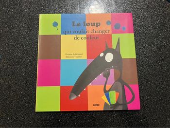 Album Le loup qui voulait changer de couleur