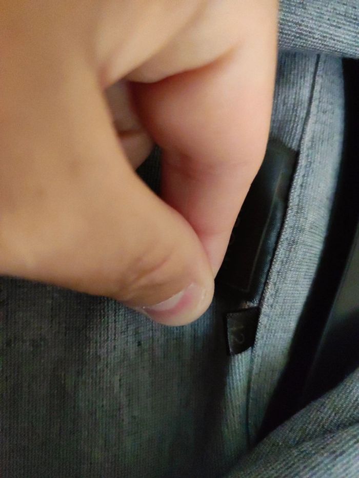 Très belle veste avec manches simili cuir - photo numéro 4