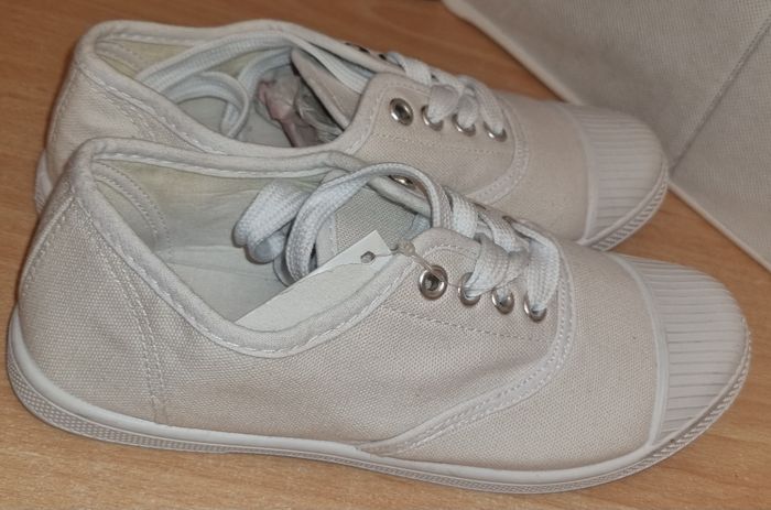 Chaussure a lacets blanche - photo numéro 5