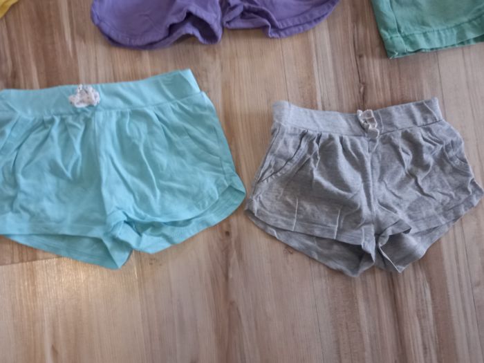 Lot 8 shorts 4 ans - photo numéro 5