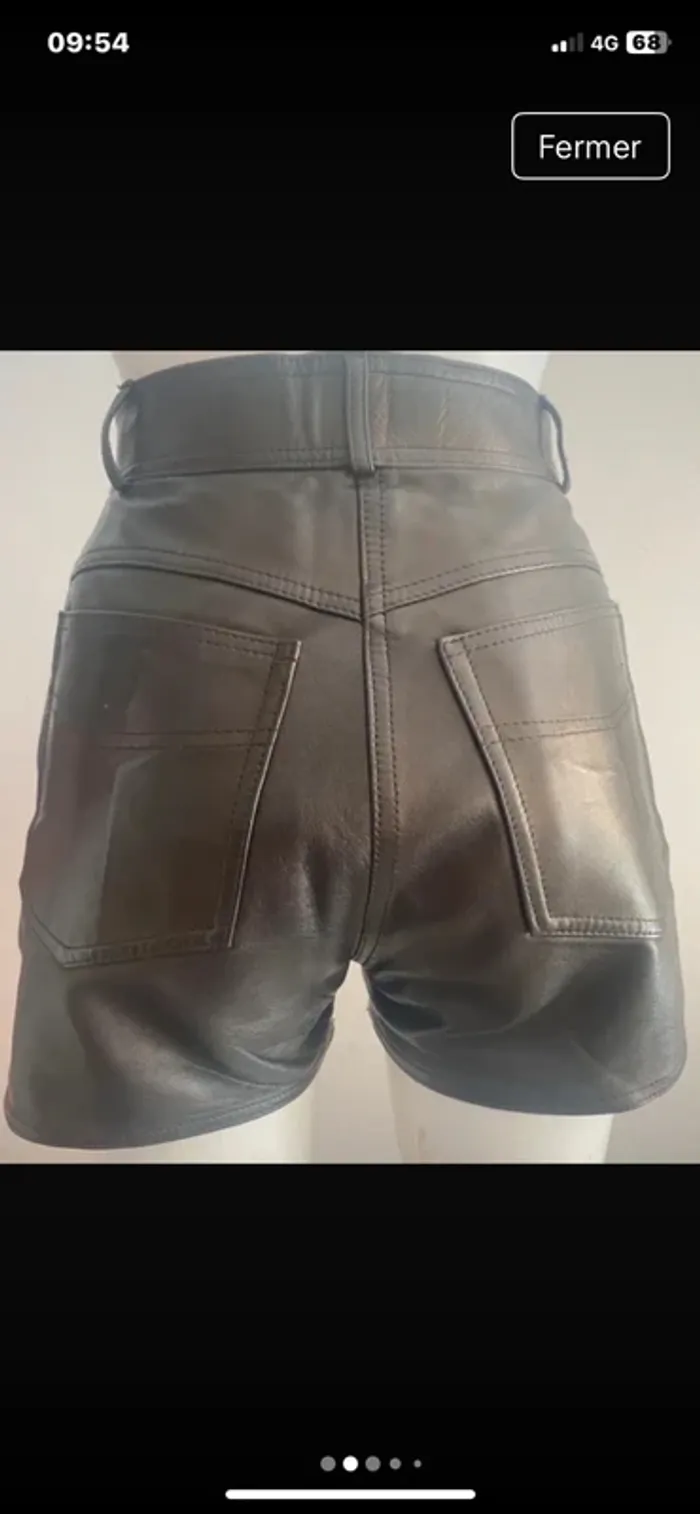 Short taille haute en cuir taille 34 - photo numéro 5