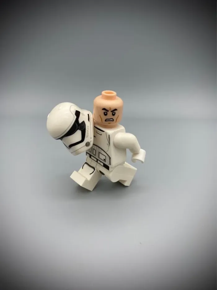 Minifigurine LEGO Star Wars sw0905 - First Order Stromtrooper - Très bon état - photo numéro 3