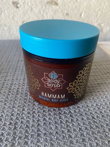 Gommage corps Hammam