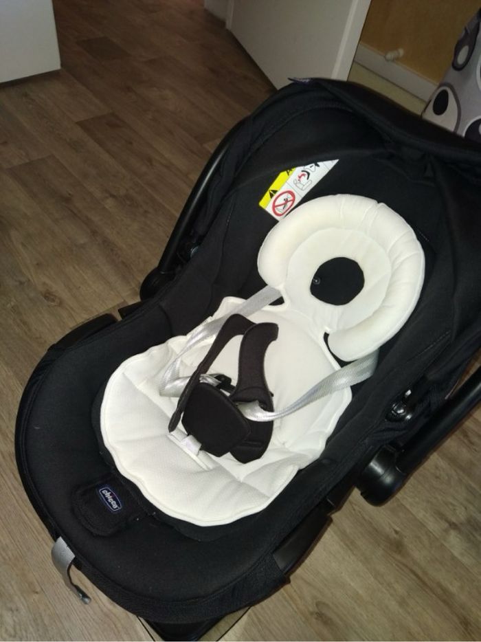 Chaise auto pour voiture