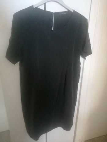 🌸Jolie robe noire pli peau de pêche Taille 40 "Cop Copine" Neuve 🌸