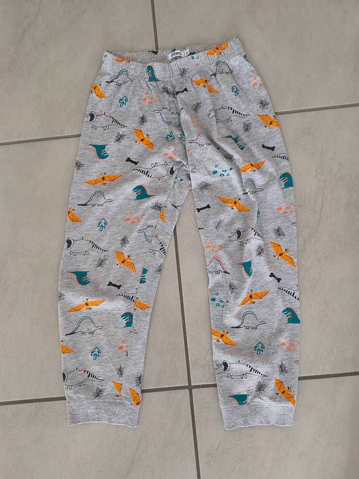 Pyjama garçon 8ans - photo numéro 4