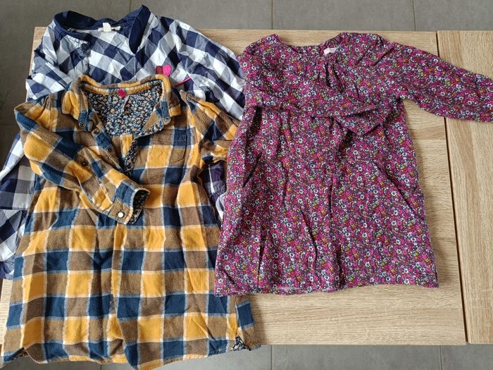 Lot de vêtements (hauts) 3 ans