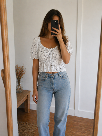 Haut court Primark petites étoiles noire et blanche