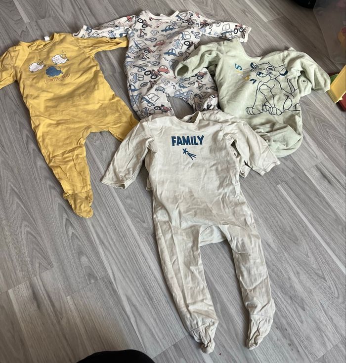 Lot de vêtement bébé - photo numéro 2