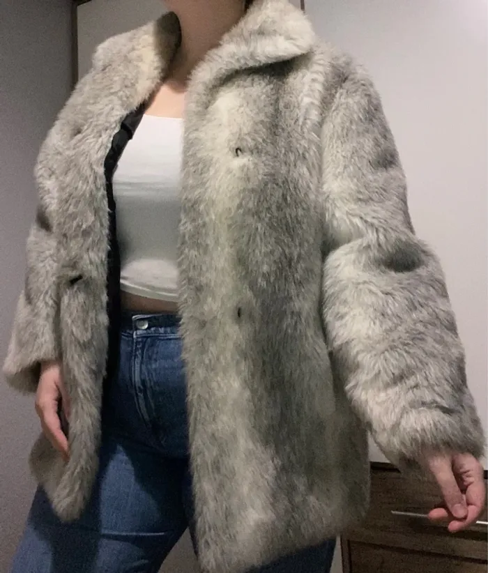 Veste fausse fourrure