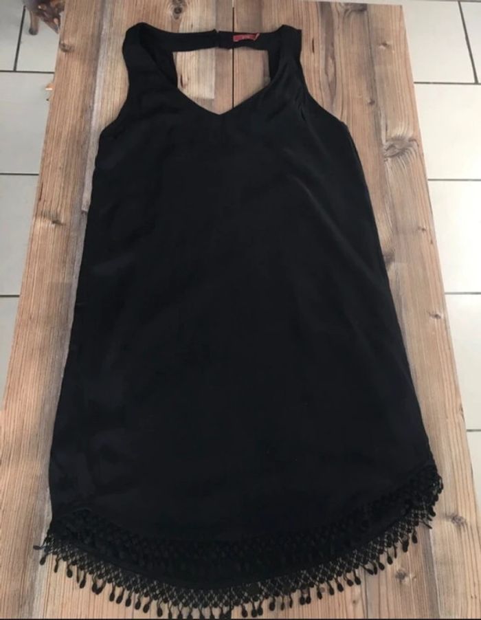 Jolie robe noir taille 36