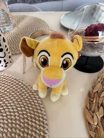 Peluche roi lion
