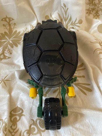 Jouet Moto carapace avec une figurine Tortue ninja