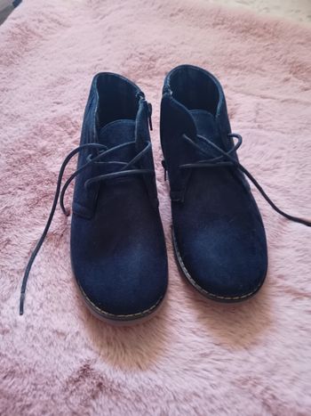 Chaussures neuves  garçon 33-34