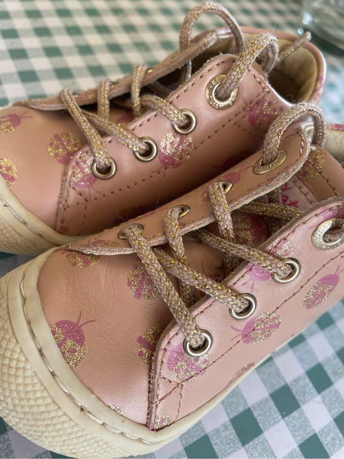 Chaussures Naturino taille 20 - photo numéro 4
